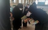 توزیع بسته های فرهنگی به همت گروه جهادی شهید شاهین بخشی و سازمان بسیج جامعه پزشکی
